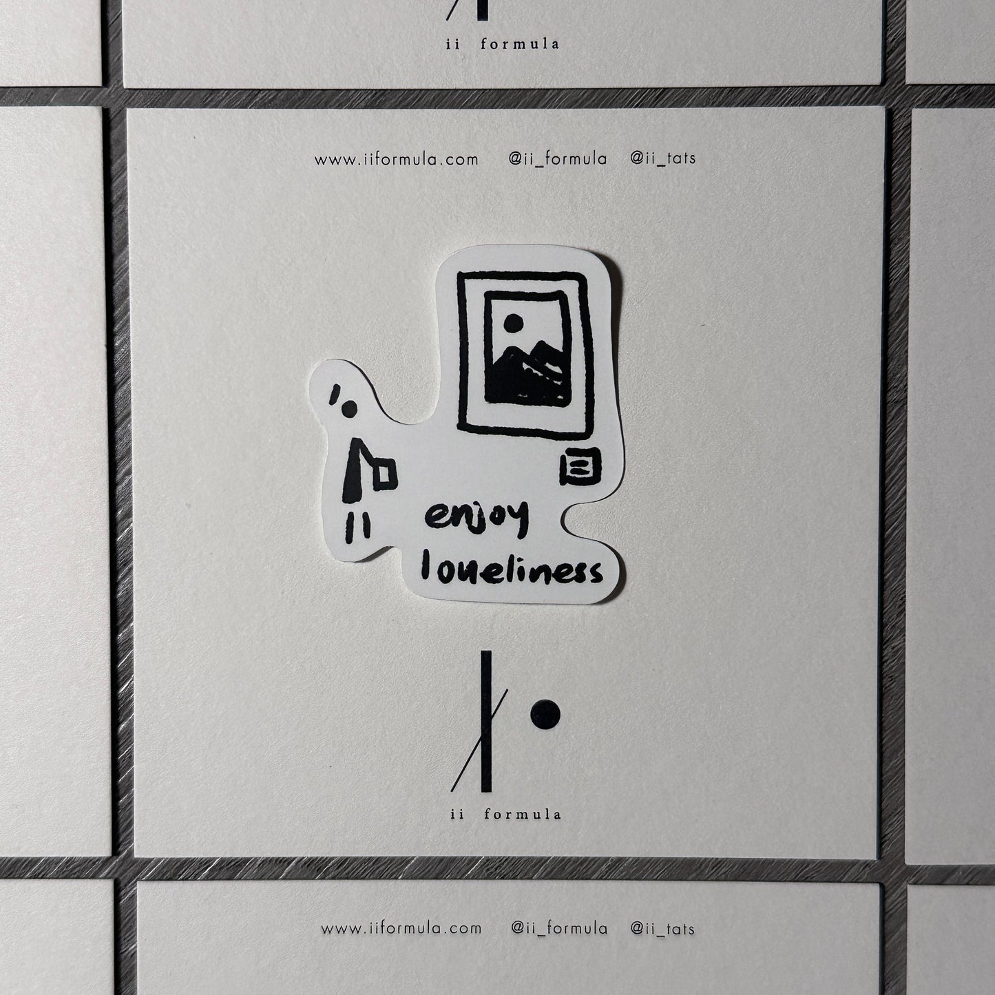 gallery, enjoy loneliness